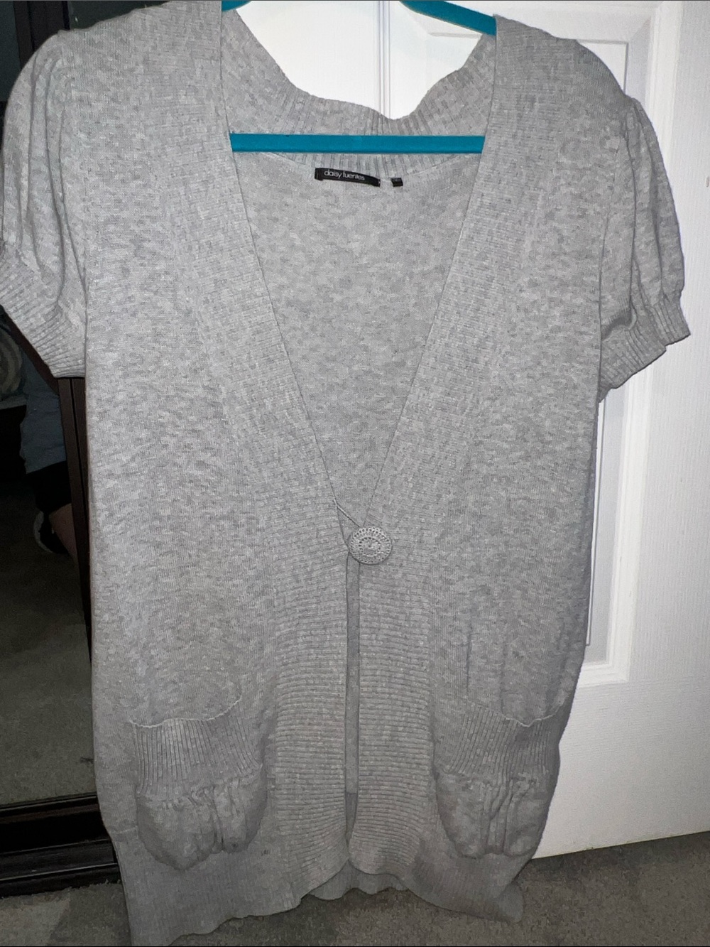 Daisy Fuentes Gray V-Neck Button Pocket Cardigan